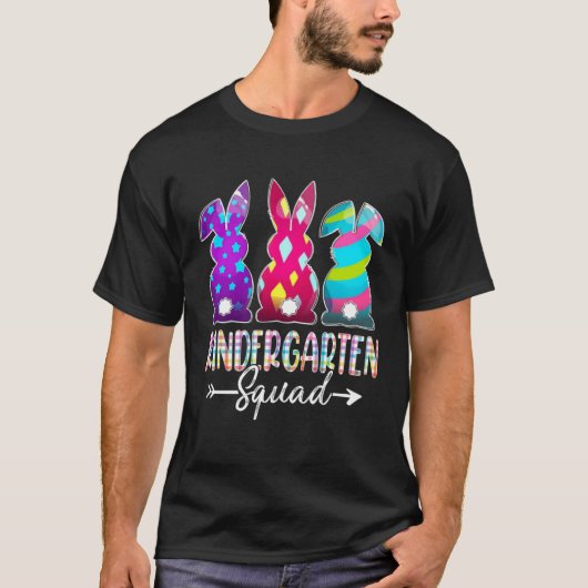 Cute Happy Easter Kindergarten Squad Three Bunny E Tシャツ (正面)