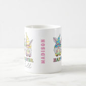 Cute Happy Easter Y'all Gnomes Personalized Name コーヒーマグカップ (中央)