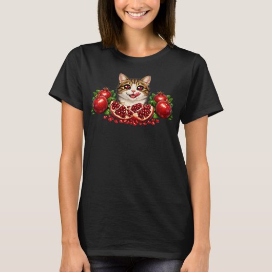 Cute Heart-Eyed Cat with Pomegranates  Tシャツ (正面)