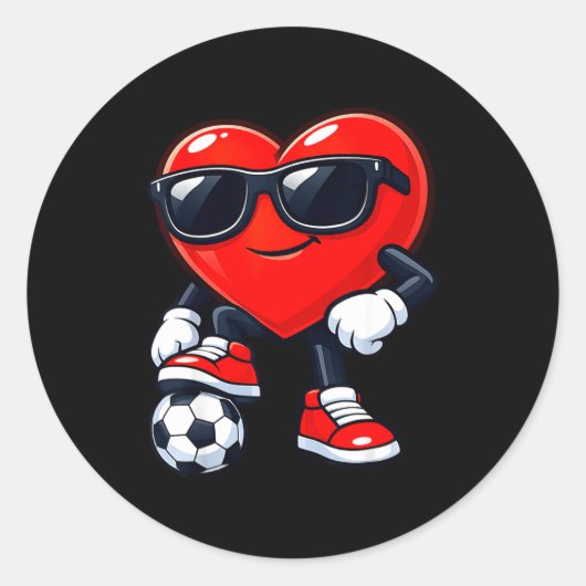 Cute Heart Playing Soccer Valentines Day Soccer Bo ラウンドシール (正面)