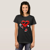 Cute Heart Playing Soccer Valentines Day Soccer Bo Tシャツ (正面フル)