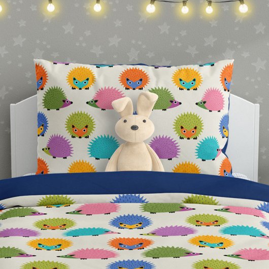 Cute Hedgehog Pattern on Cream 枕カバー
