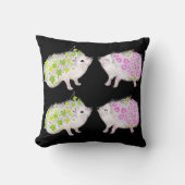 Cute Hedgehogs Throw Pillow クッション (正面)