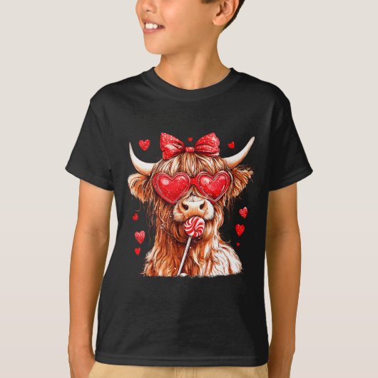 Cute Highland Cow Candy Cane Heart Valentines Day  Tシャツ (正面)