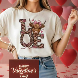 Cute Highland Cow Valentine Love Tシャツ