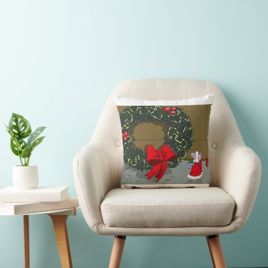 Cute Holiday Pillow with a mouse and wreath. クッション (椅子)