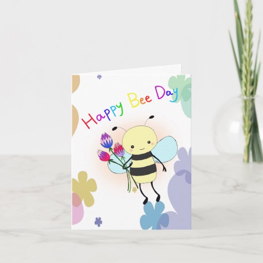 Cute Honey Bee with Flowers Happy Bee Day Birthday カード (正面)