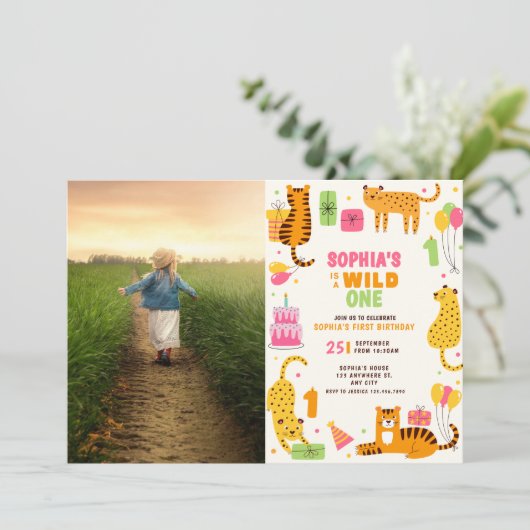 Cute illustrated wild animals first birthday 招待状 (スタンド正面)