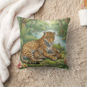 Cute Jaguar Mama And Cubs Jungle Animals  クッション (ブランケット)