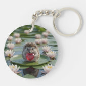 Cute July Hedgehog with Ruby Heart キーホルダー (裏面)