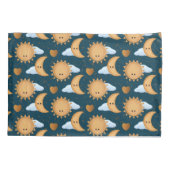 Cute Kawaii Blue Gold Sun Moon Hearts 枕カバー (裏面)