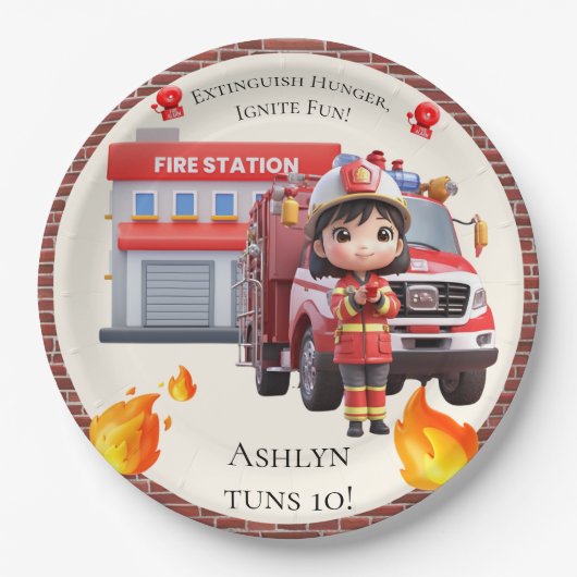 Cute Kawaii Firefighter Girl and Fire Truck ペーパープレート (正面)