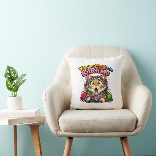 Cute Kawaii Kitten Cat Throw Pillow クッション (椅子)