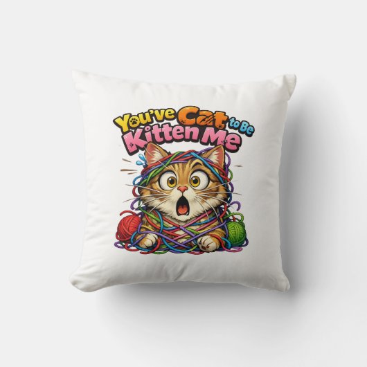 Cute Kawaii Kitten Cat Throw Pillow クッション (正面)