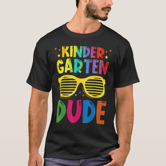 Cute Kindergarten Dude Sunglasses Boys Kids Back T Tシャツ (正面)