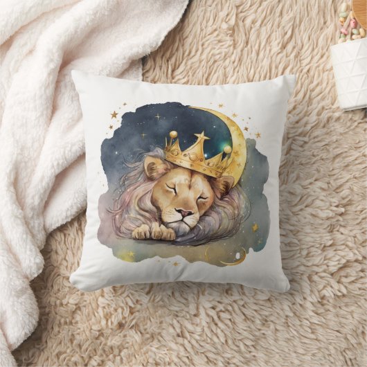 Cute  king Lion Sleeping On The Moon               クッション (ブランケット)