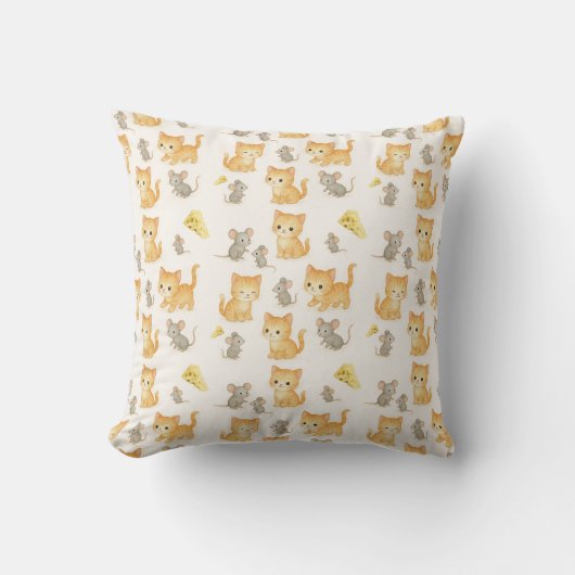 Cute Kitten and Mouse Seamless Pattern クッション (正面)