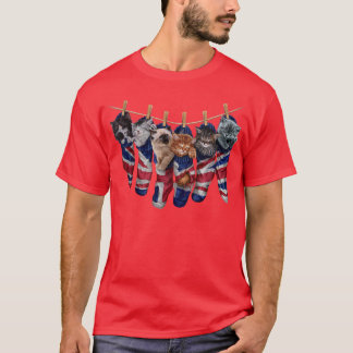 Cute Kitten Cat in Union Jack Themed Socks T-Shirt Tシャツ