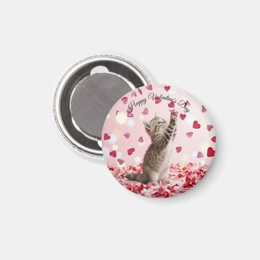 Cute Kitten Catching Valentine Heart Petals マグネット (正面/裏面)