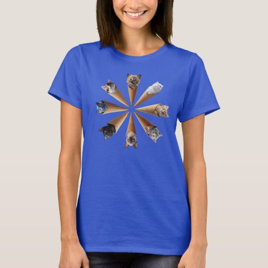 Cute Kitty Cone Woman's T-shirt Tシャツ (正面)