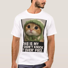 Cute Kitty Meme – “I Didn’t Knock It Over”  Tシャツ