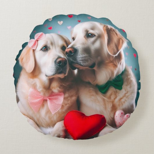 Cute labrador couple valentine's day ラウンドクッション (正面)