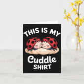 Cute Ladybug Couple This Is My Cuddle カード (黄色い花)
