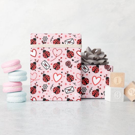 Cute Ladybug Pattern Wrapping Paper Roll ラッピングペーパー (ベビーシャワー)