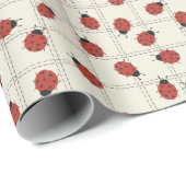Cute ladybugs Easter pattern on plaid cream white ラッピングペーパー (ロールコーナー)