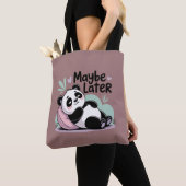 Cute Lazy Panda – “Maybe Later” Relaxing Panda トートバッグ (クローズアップ)