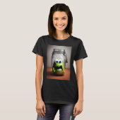 cute little monster in a jar Halloween horror funn Tシャツ (正面フル)
