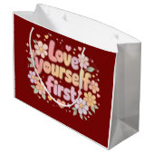 Cute Love Yourself Floral Quote Design | Gift Bag ラージペーパーバッグ (裏面アングル)