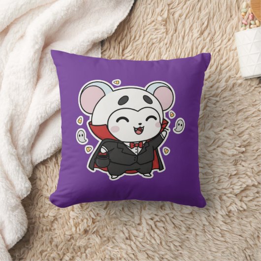 Cute lovely little mouse ready for Halloween  クッション (ブランケット)