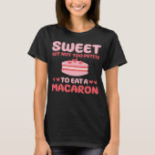 Cute Macaron Lover Costume French Pastry Tシャツ (正面)