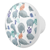 Cute Manatees With Bubbles Pattern セラミックノブ (右)