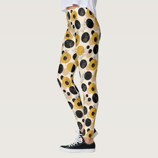 Cute Modern tiled pattern  レギンス (左)
