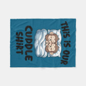 Cute Monkey Couple This Is Our Cuddle フリースブランケット (正面(横))