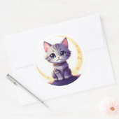 Cute Moon Cat Sticker – Magical Kitten on Crescent ラウンドシール (封筒)