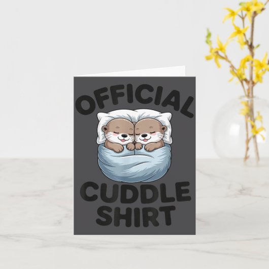 Cute Otter Couple Cozy Cuddle  カード (黄色い花)