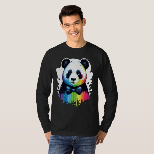 Cute Panda Animal on Panda 2 Tシャツ (正面フル)
