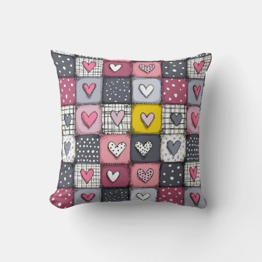 Cute Patchwork Pattern with Hearts クッション (正面)