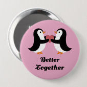 Cute Penguins Better Together Pink Heart Love 缶バッジ (正面&裏面)