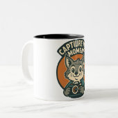 Cute Photographer Lynx Vintage Mascot Design ツートーンマグカップ (正面左)