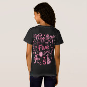 Cute Pink 5th Birthday Girl Shirt Five Bow Party D Tシャツ (裏面フル)