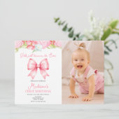 Cute Pink Bow Girl First Birthday Photo Invitation 招待状 (スタンド正面)