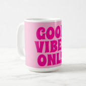 cute pink mug that just instantly makes you smile コーヒーマグカップ (正面左)