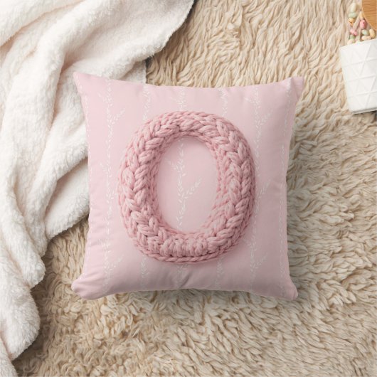 Cute pink O monogram initial crocheted letter boho クッション (ブランケット)