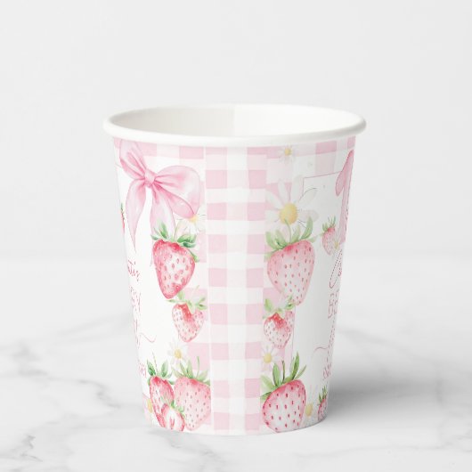 Cute Pink Strawberries Berry First 1st Birthday 紙コップ (左)