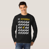 Cute Pit Bull Be Different Inspiration Tシャツ (正面フル)