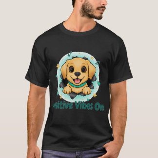 Cute Playful Yellow Labrador Puppy Peeking Out Tシャツ